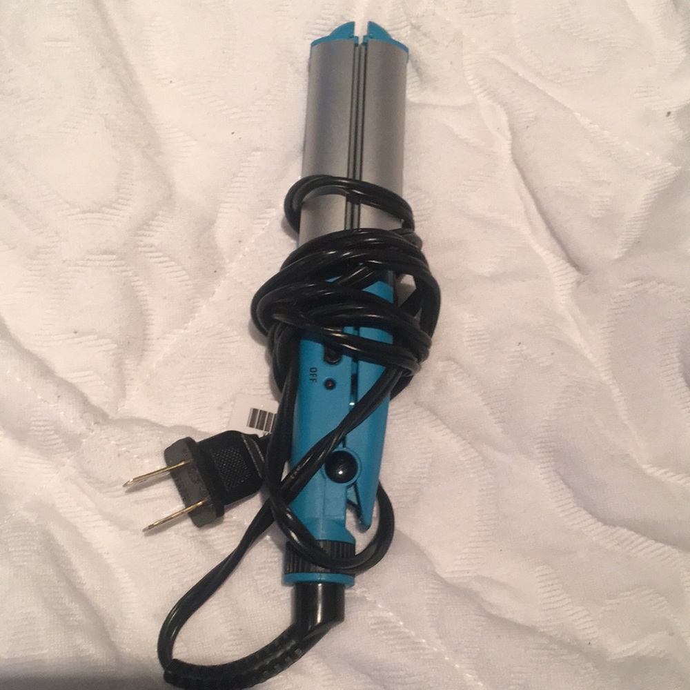 Conair mini straightener and curler